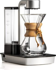 Chemex pour-over coffee maker showing blooming stage