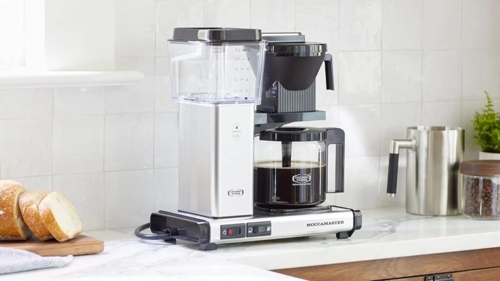 coffee maker maintenance with a clean programmable machine